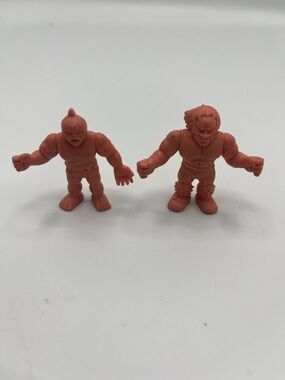 1985 Mattel M.U.S.C.L.E. Men collectible figures